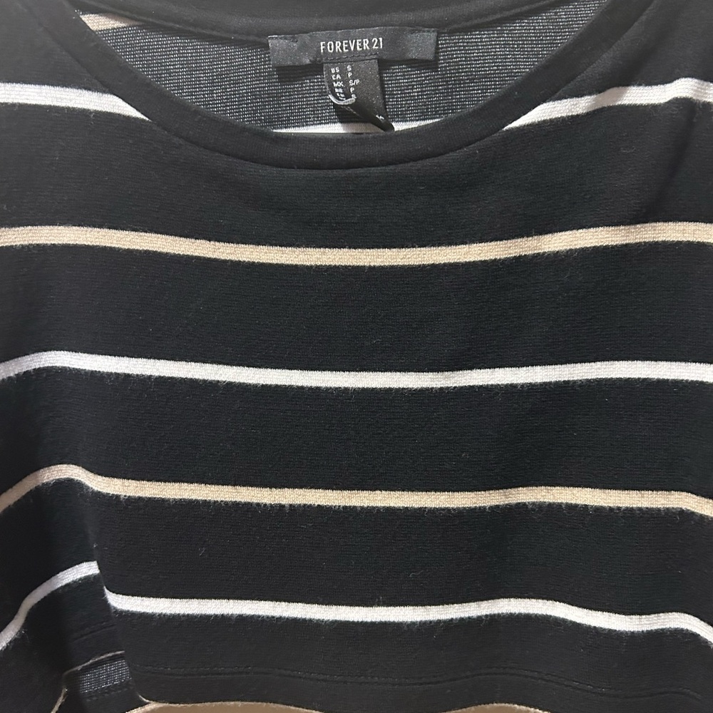 Cropped Sweater‎ - Picture 2 of 4